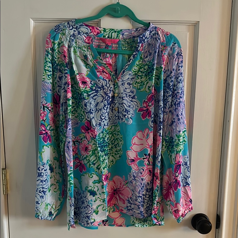 Lilly Pulitzer Pink and Green Graphic Blouse Relaxed Fit